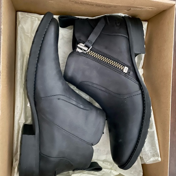 Brand New - UGG Black leather booties. Size 7. - Picture 2 of 2